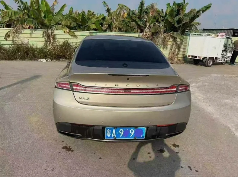 林肯MKZ 内饰后排