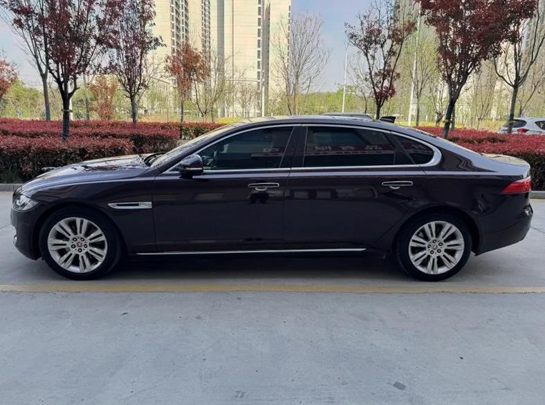 捷豹XFL 后面外观二