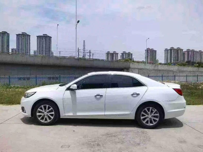 雪佛兰迈锐宝 内饰后排