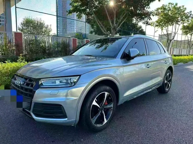 奥迪Q5 正面外观二