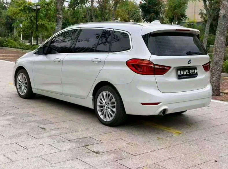 宝马2系 驾驶室