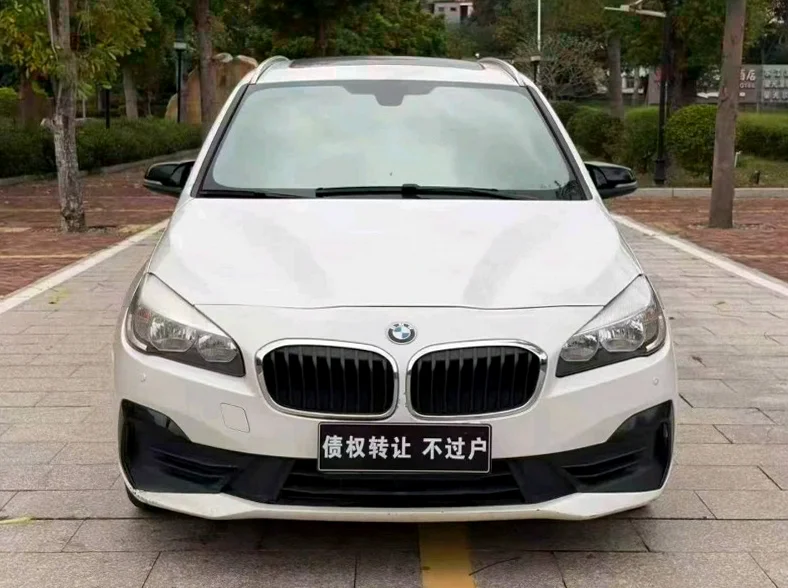 广州2019年宝马2系半价车 正面外观一