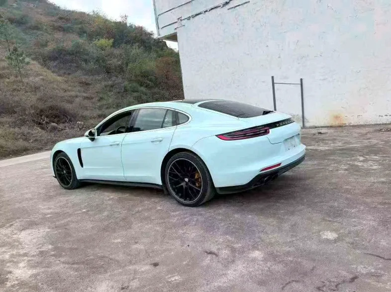 保时捷帕拉梅拉 内饰后排