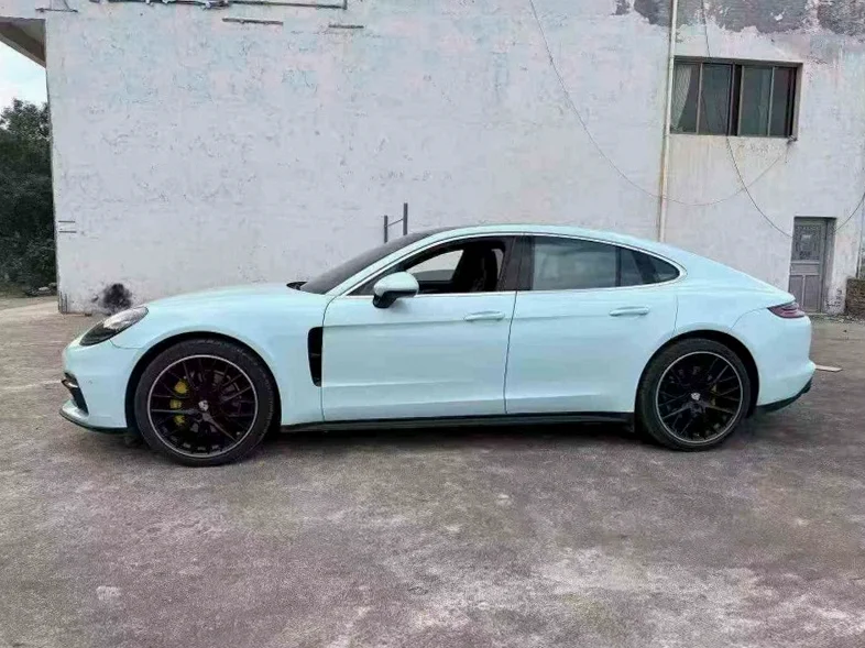 保时捷帕拉梅拉 正面外观二