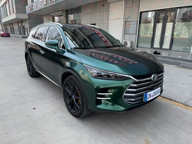 比亚迪唐 正面外观二