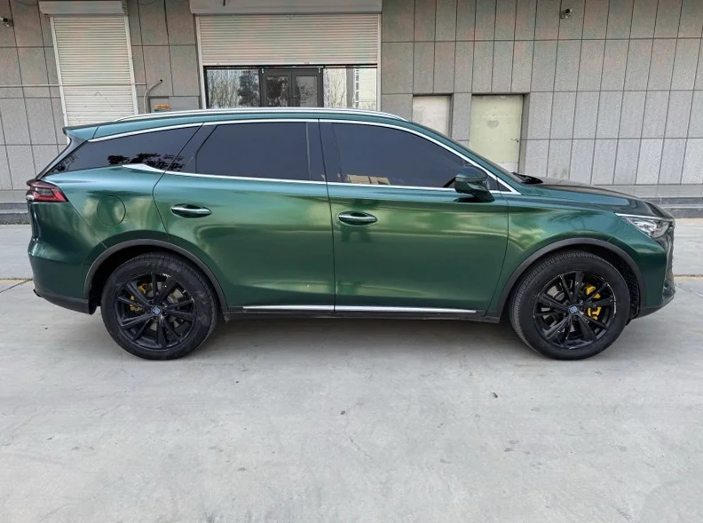 比亚迪唐 后面外观一