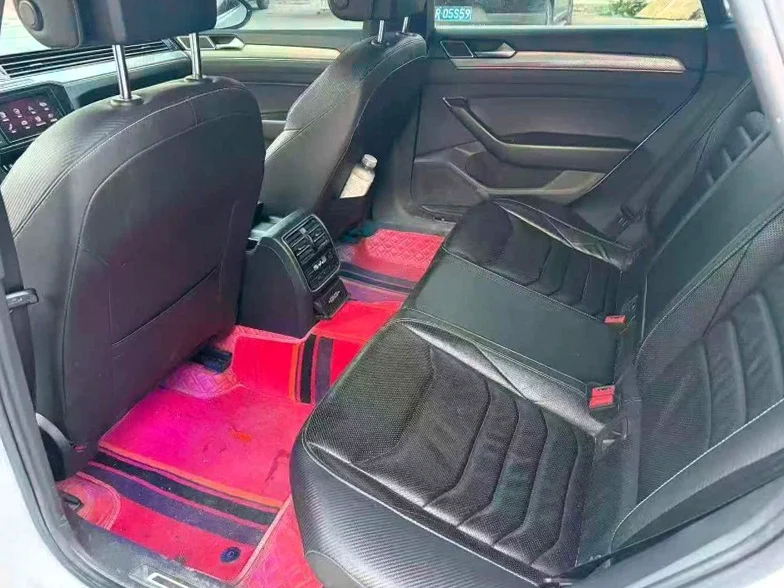 大众CC 正面外观三