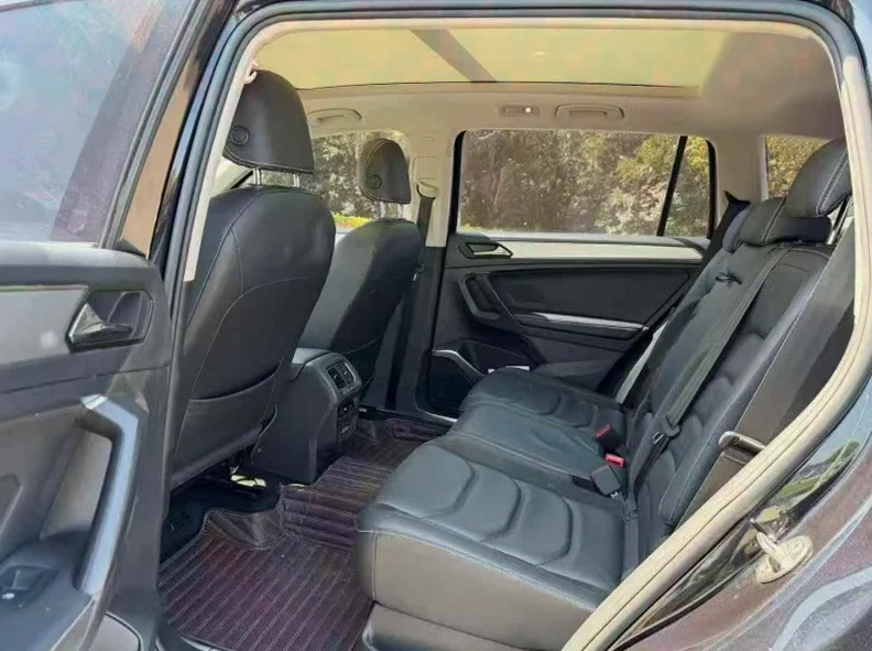 大众途观 后面外观一