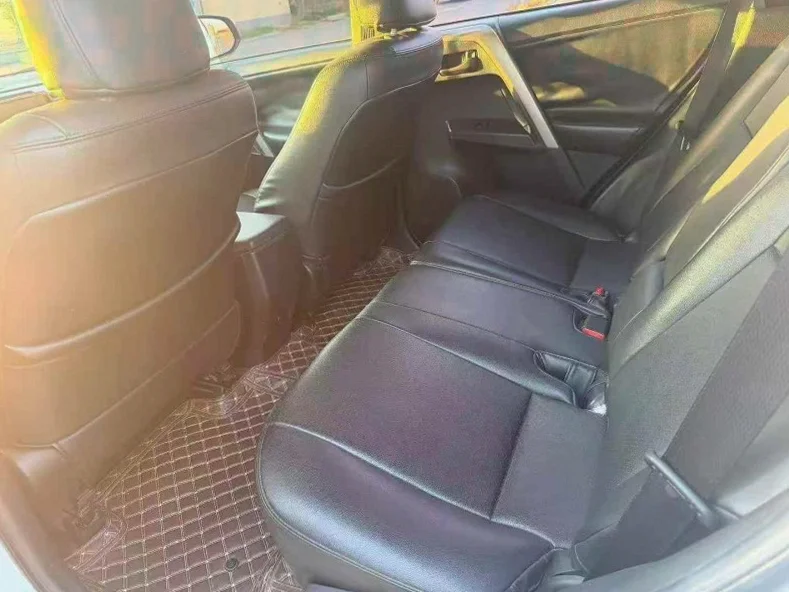 丰田RAV4荣放 后面外观二