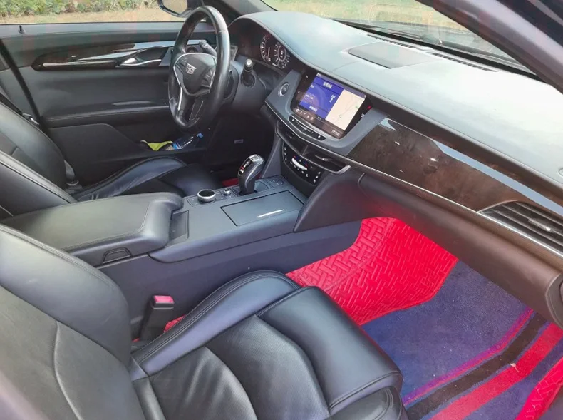 凯迪拉克CT6 后面外观二