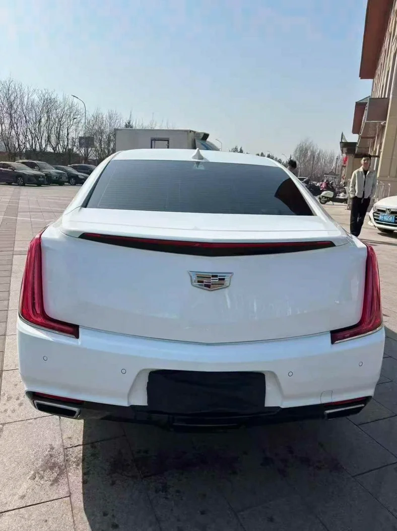 凯迪拉克XTS 内饰后排