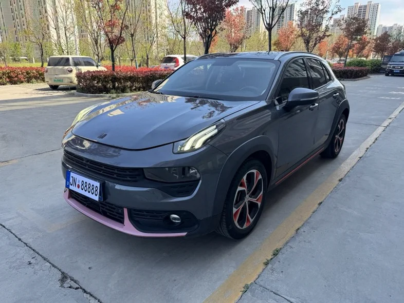 领克02 正面外观三