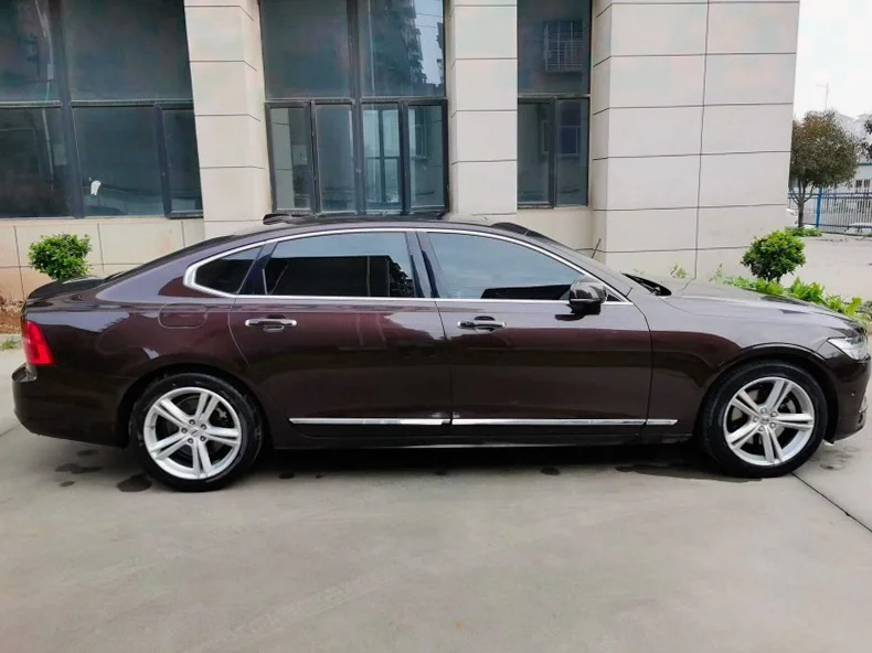 沃尔沃S90 内饰后排