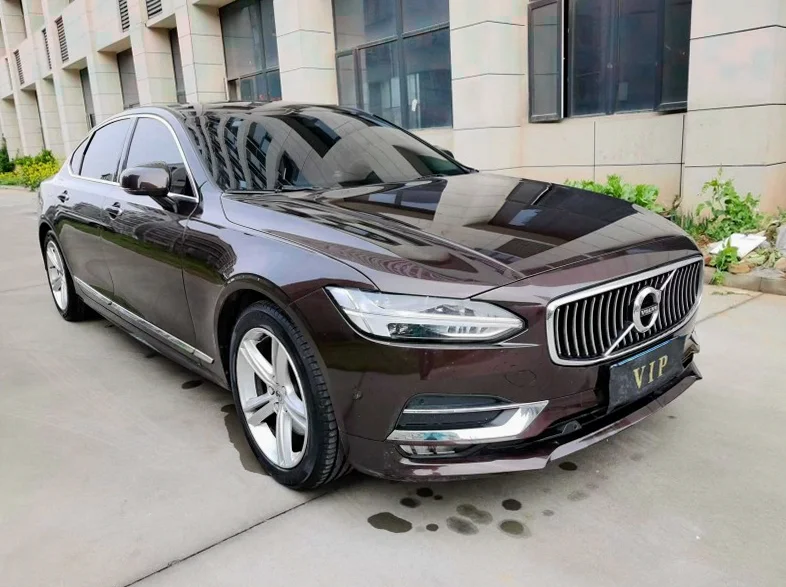 沃尔沃S90 正面外观二