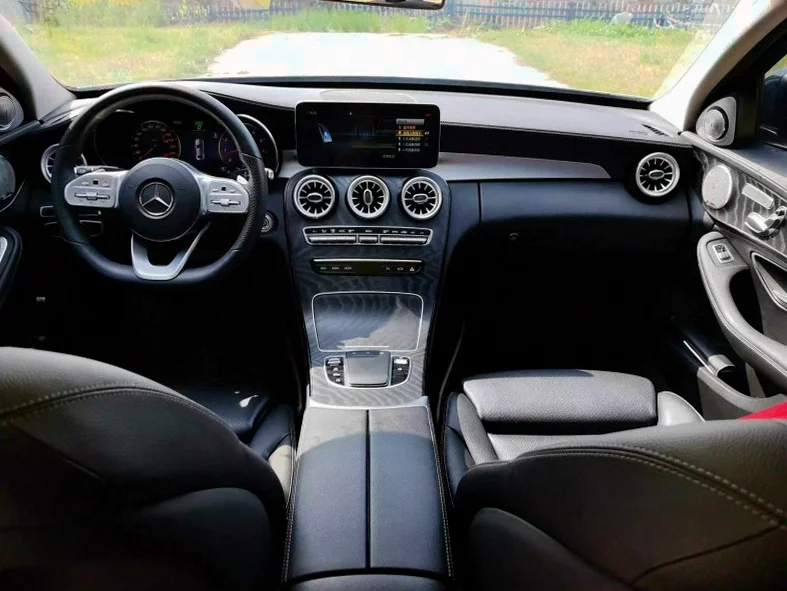 奔驰C 后面外观三