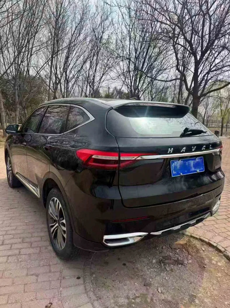 哈弗H7 后面外观三