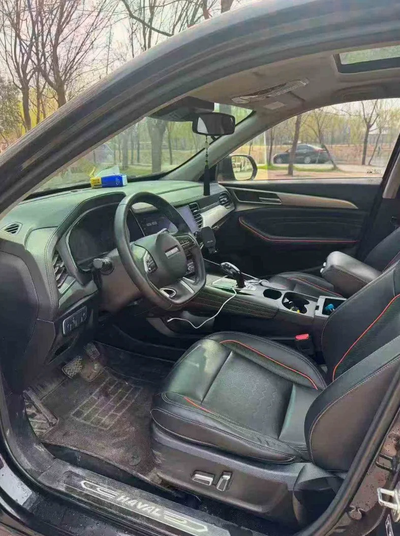 哈弗H7 后面外观一