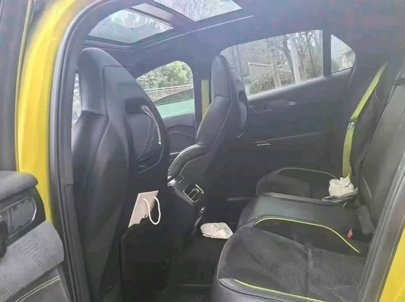 领克03 后面外观二