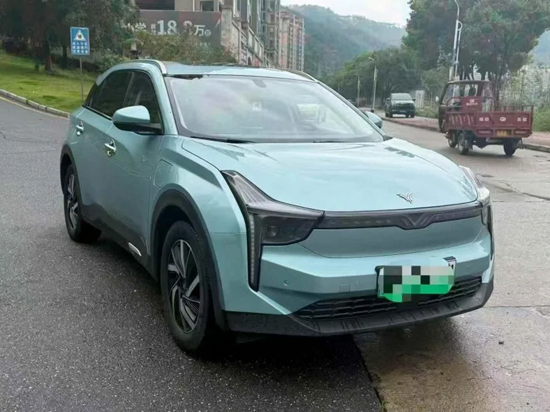 哪吒U 正面外观二