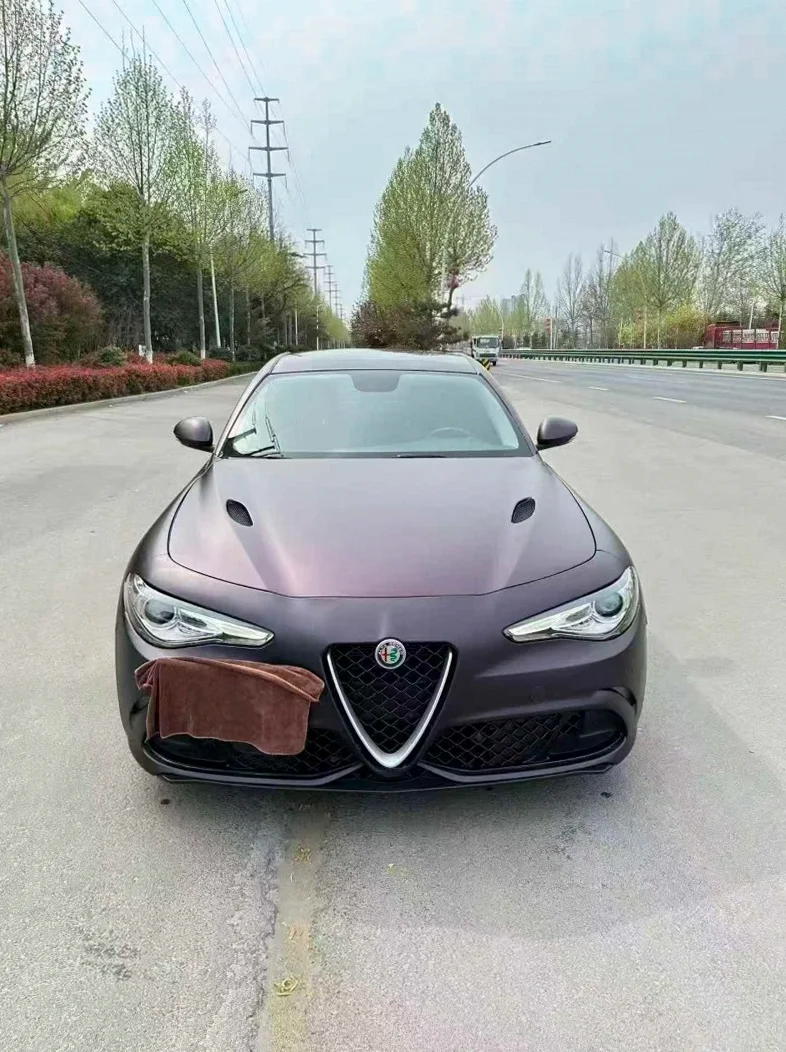 21年阿尔法·罗密欧Giulia 2.0T豪华顶配