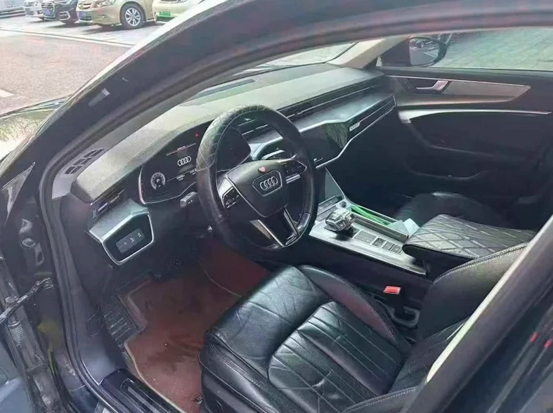 奥迪A6L 后面外观三