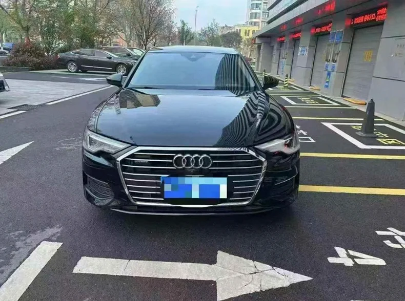 21年奥迪A6L 45四驱版