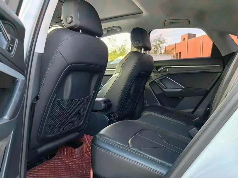 奥迪Q3 后面外观三