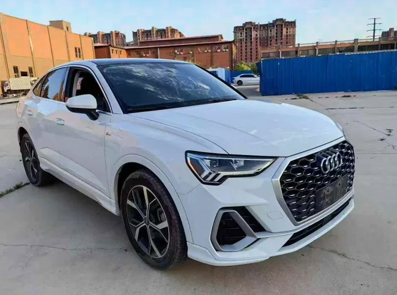 奥迪Q3 正面外观三