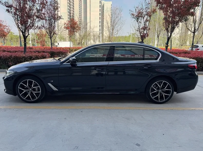 宝马5系 后面外观二