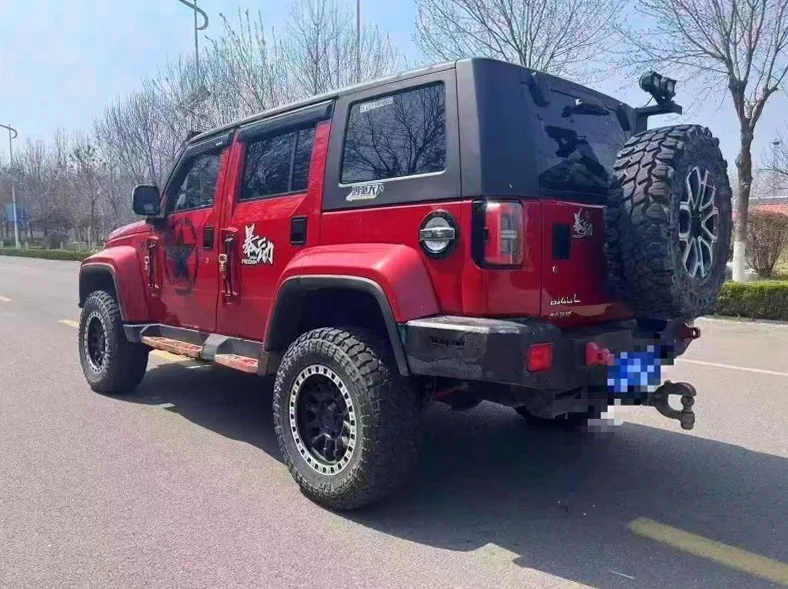 北京BJ40 后面外观三