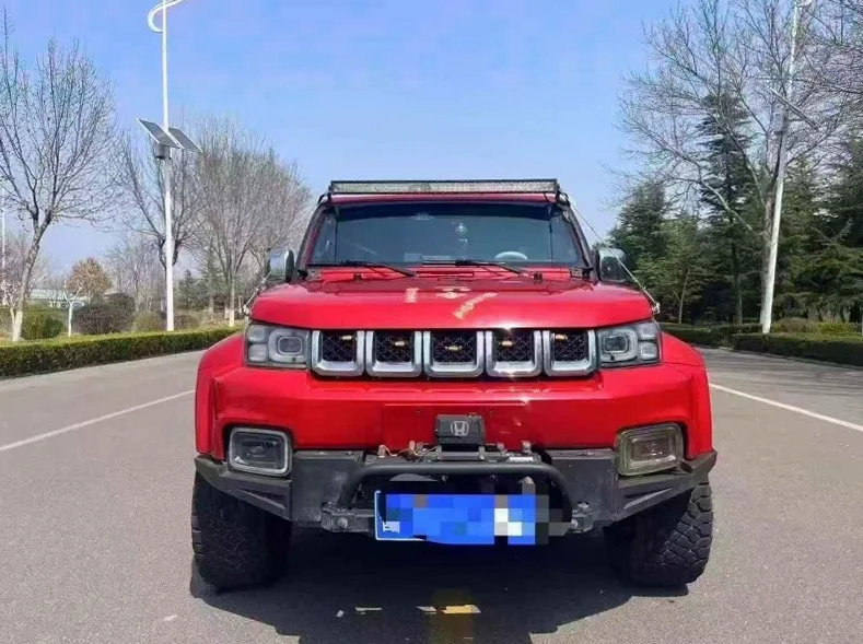 东营2021年北京BJ40债权车 正面外观一