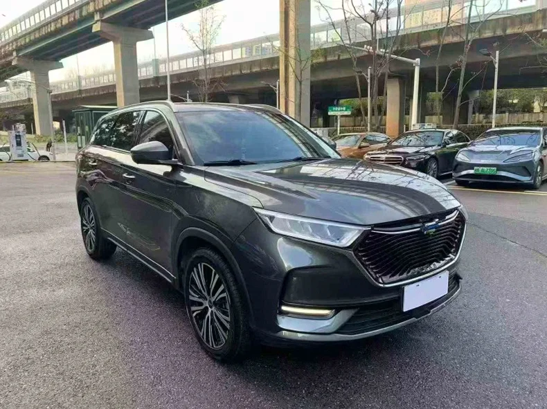 长安汽车欧尚 正面外观三