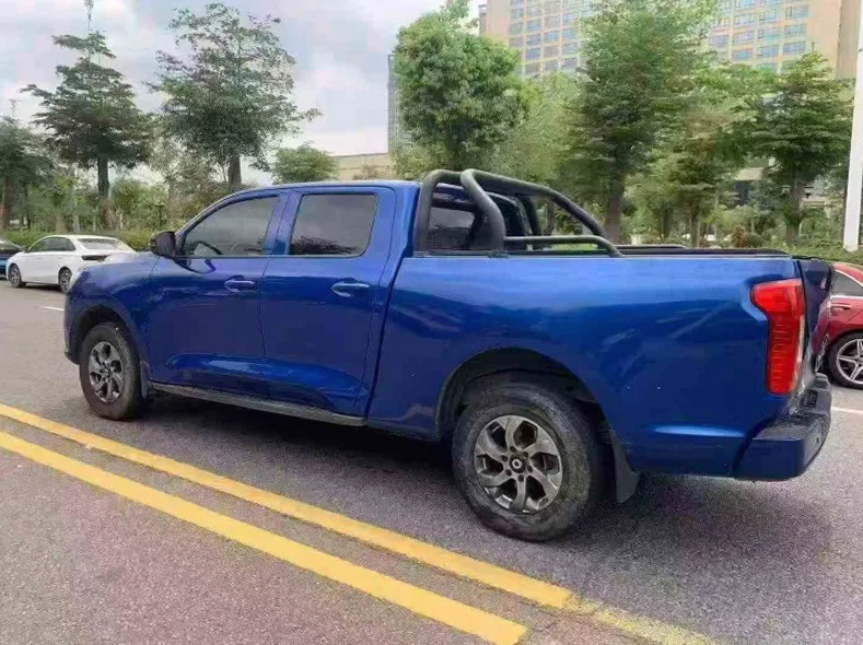 长城汽车炮 内饰前排