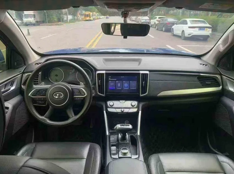 长城汽车炮 后面外观三