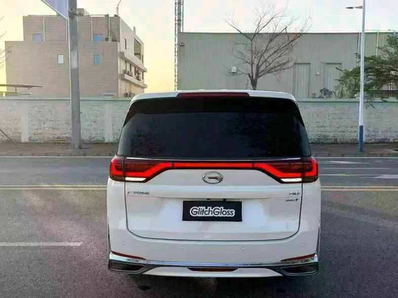 传祺M8 后面外观二