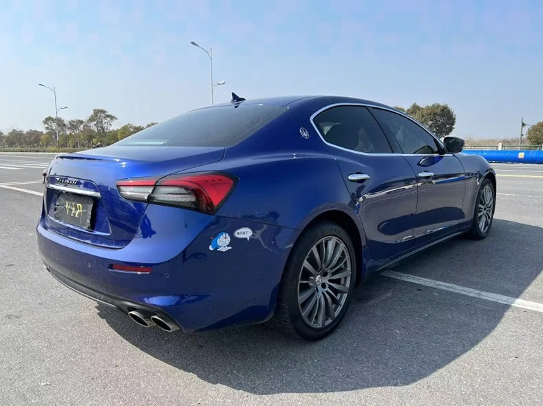 玛莎拉蒂Ghibli 后面外观二