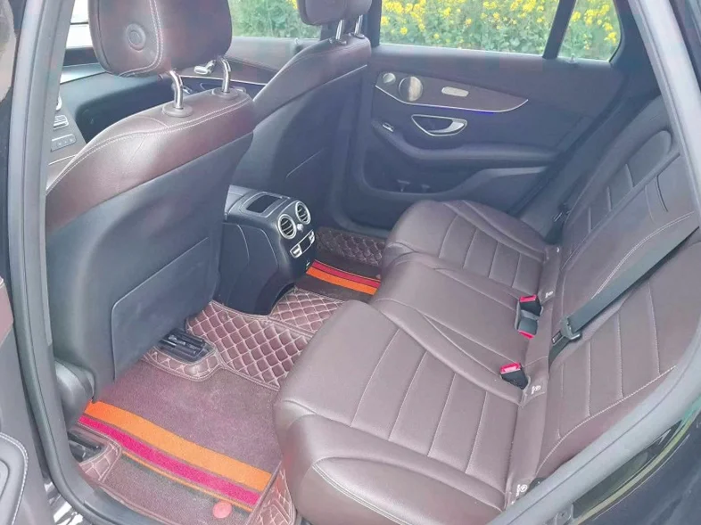 奔驰GLC 内饰前排