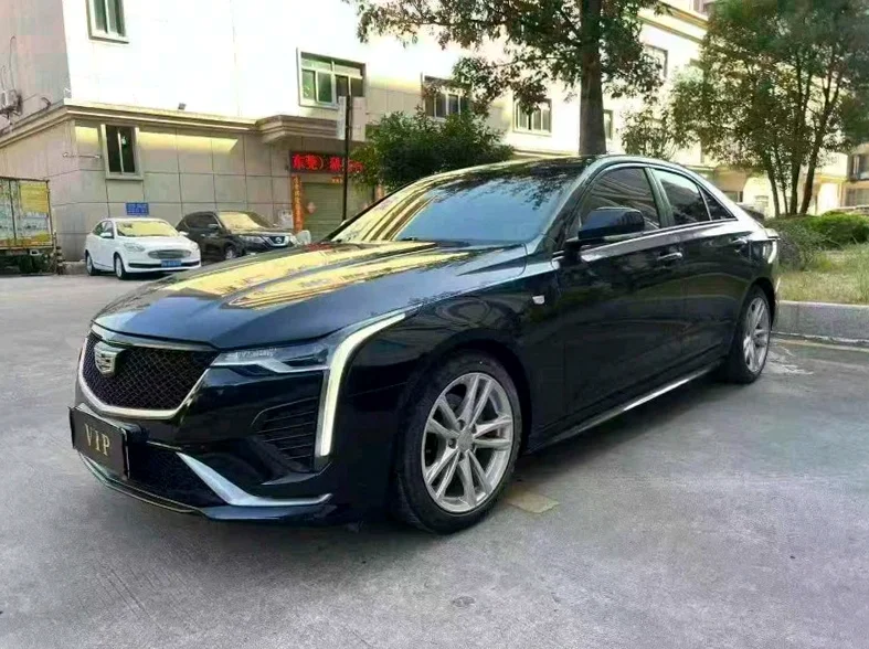 凯迪拉克CT4 正面外观三