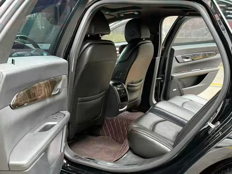 凯迪拉克CT6 后面外观三