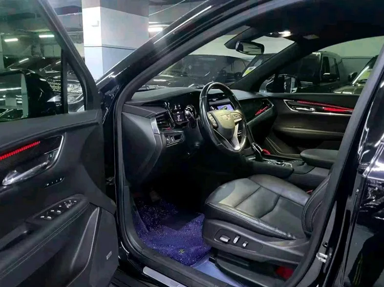 凯迪拉克XT6 后面外观一