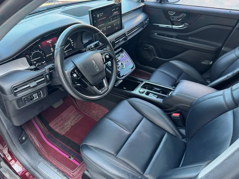 林肯冒险家 后面外观三