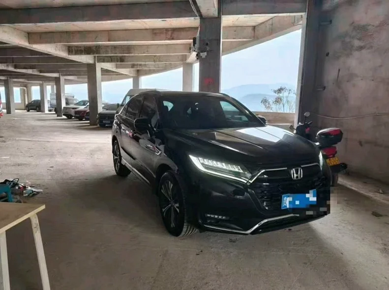 本田URV 正面外观二