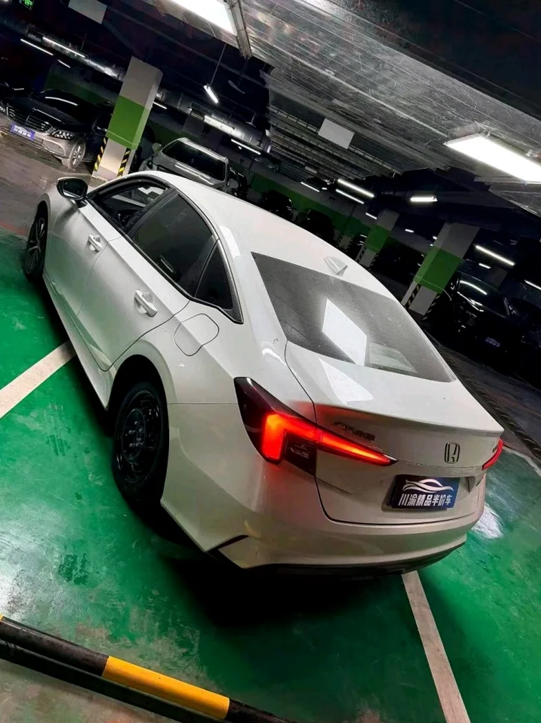 本田型格 后面外观一