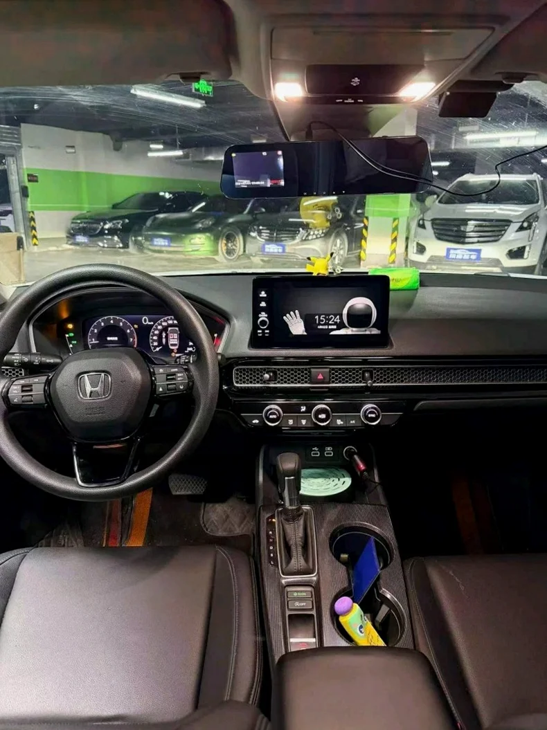 本田型格 后面外观三