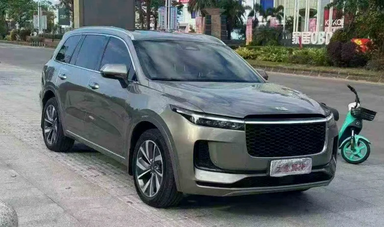 理想ONE 正面外观二