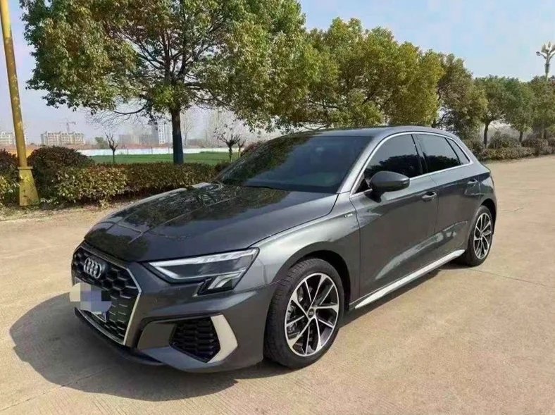 奥迪A3 正面外观三