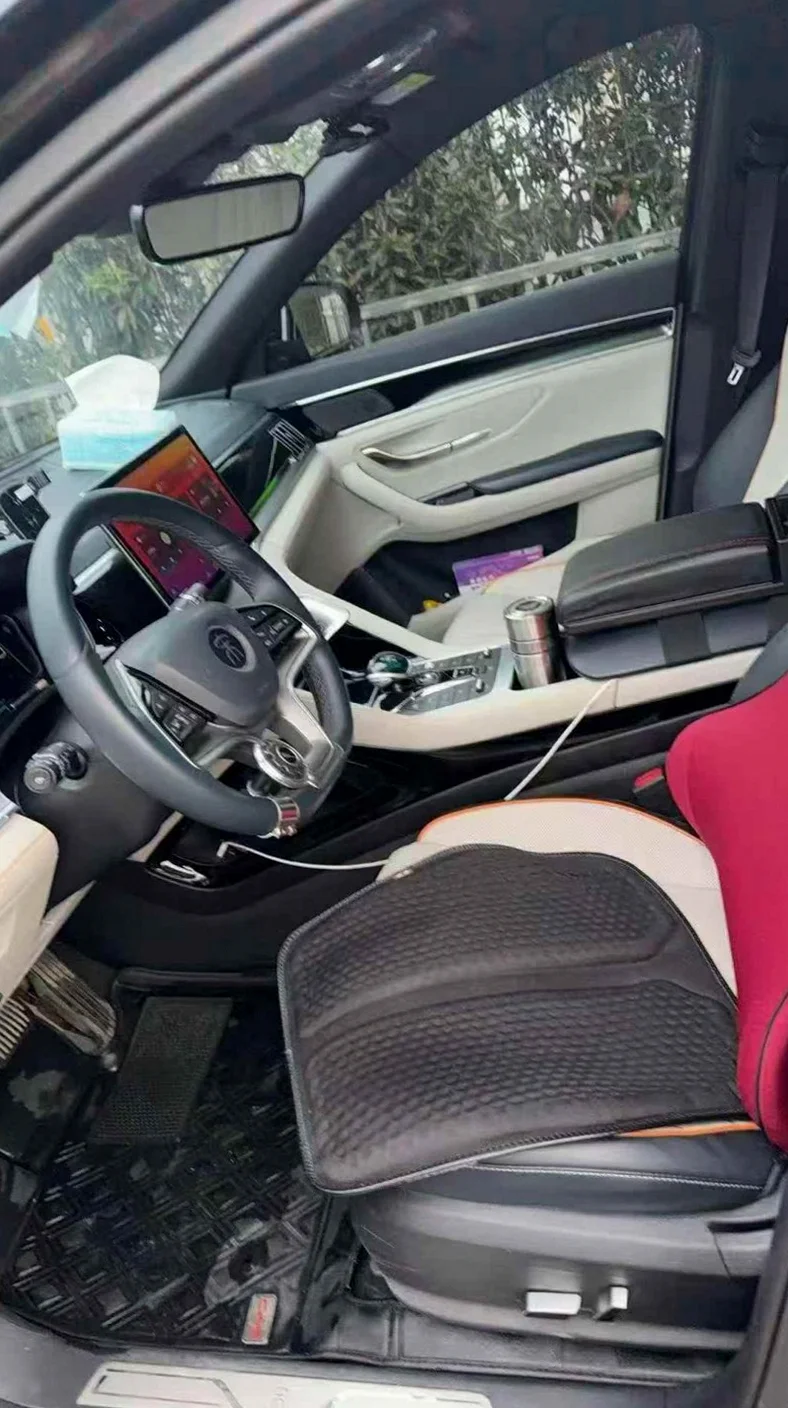 比亚迪宋 后面外观二