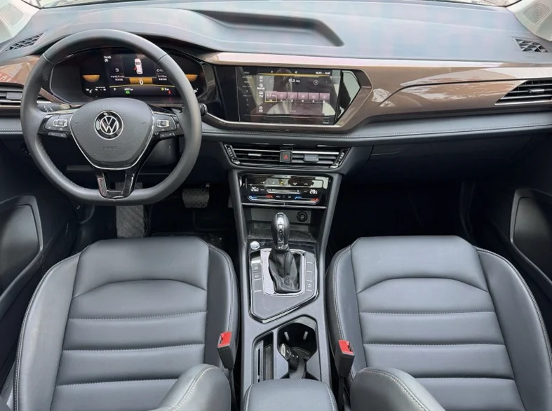 大众途岳 内饰后排