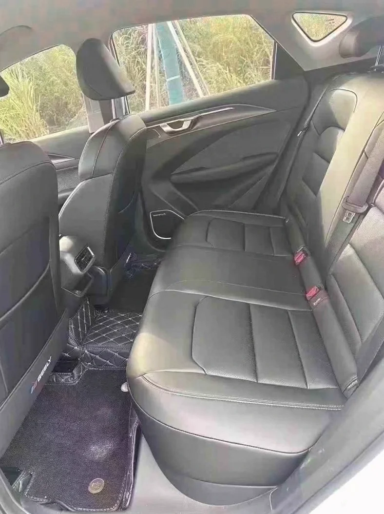 吉利几何 后面外观二