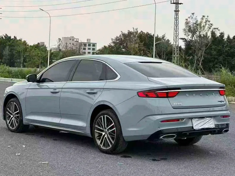 吉利星瑞 内饰后排